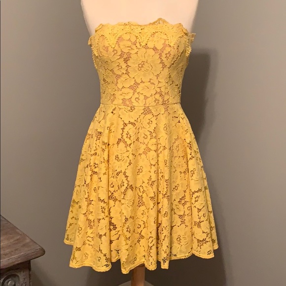 Jodi Kristopher Dresses & Skirts - Jodi Kristopher lace dress